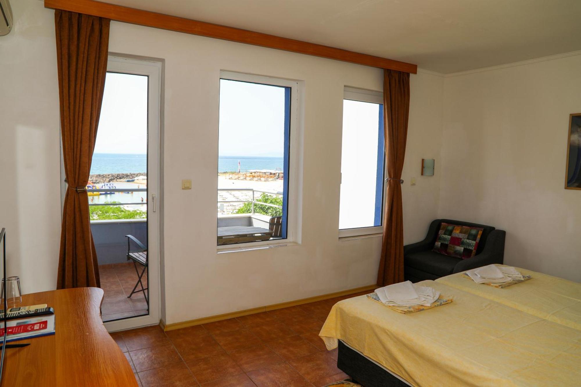 Hotel Sofia Beach Несебр Экстерьер фото